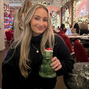 Meet your Posher, Erica